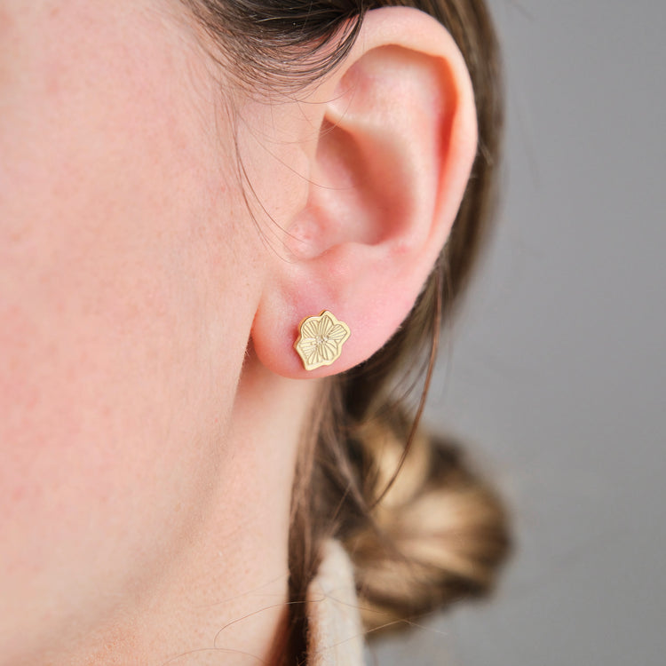 BirthFlower Stud Earrings