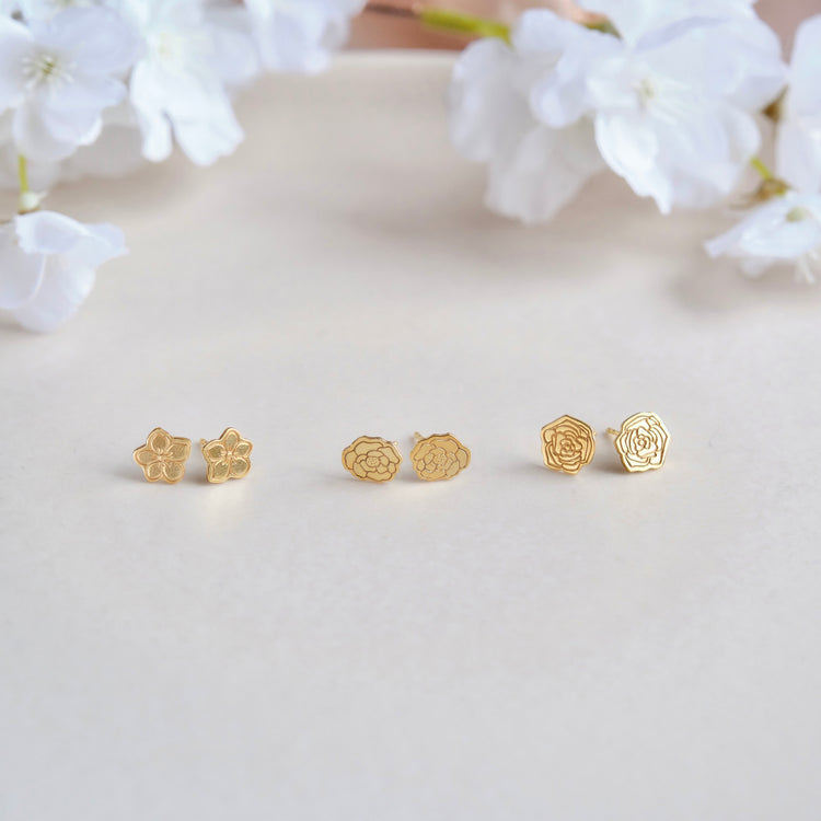 BirthFlower Stud Earrings